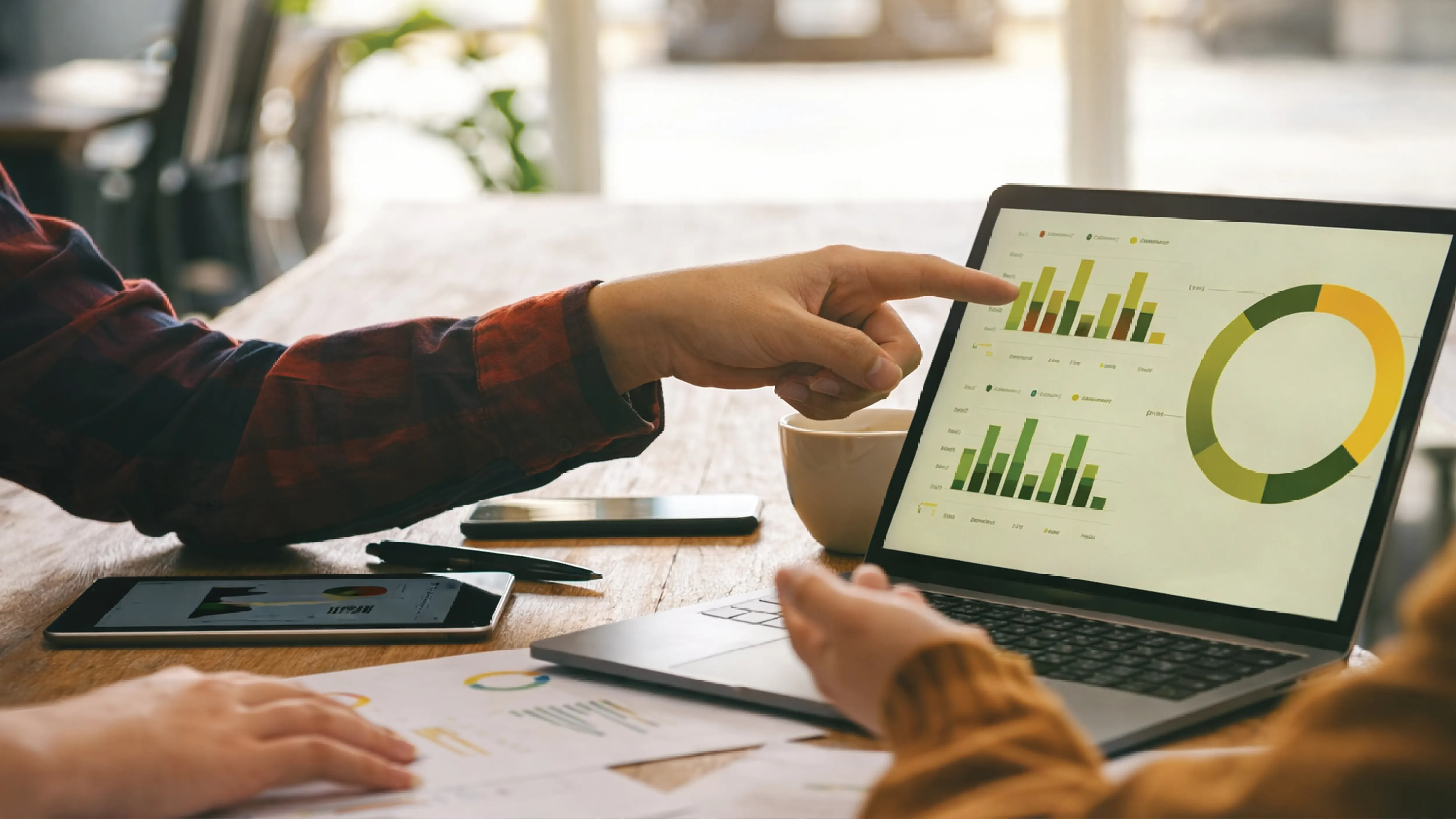 What to Consider Before Hiring Digital Marketing Analytics Services in Dammam
